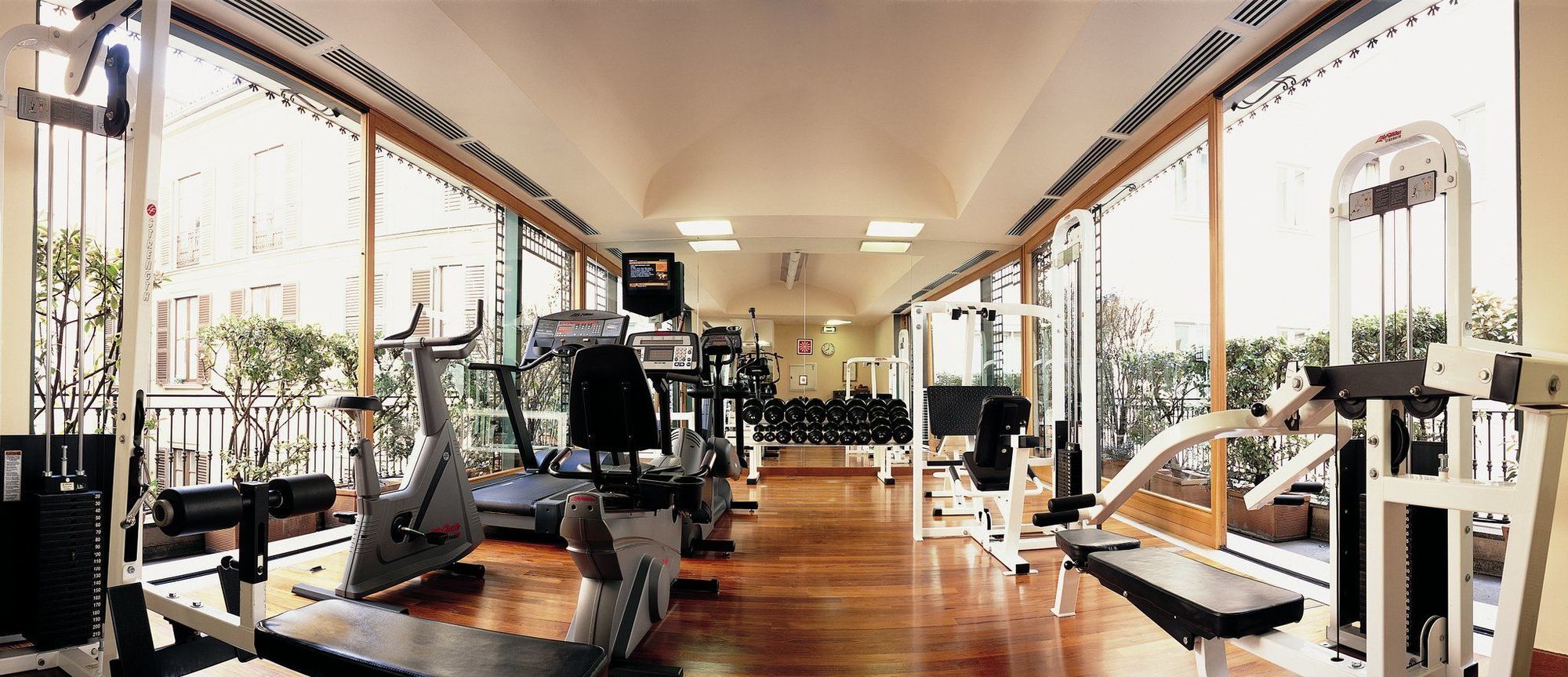Grand Hotel Et De Milan - The Leading Hotels Of The World Ανέσεις φωτογραφία